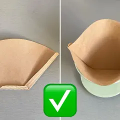 Så här viker du kaffefilter för perfekt bryggning. Ett vikt filter sitter bra i koppen.