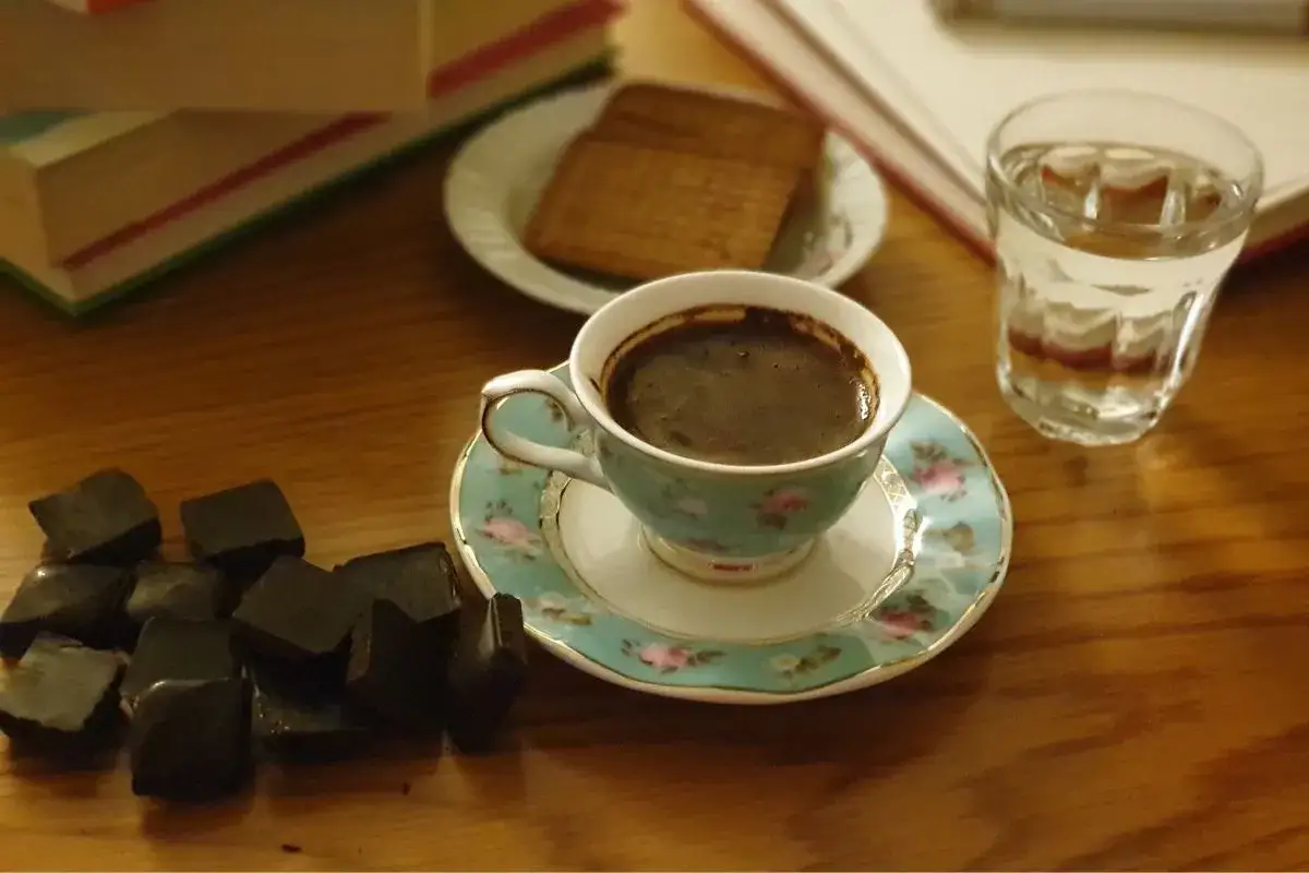 Garvsyra i kaffe - därför blir smaken sträv och bitter