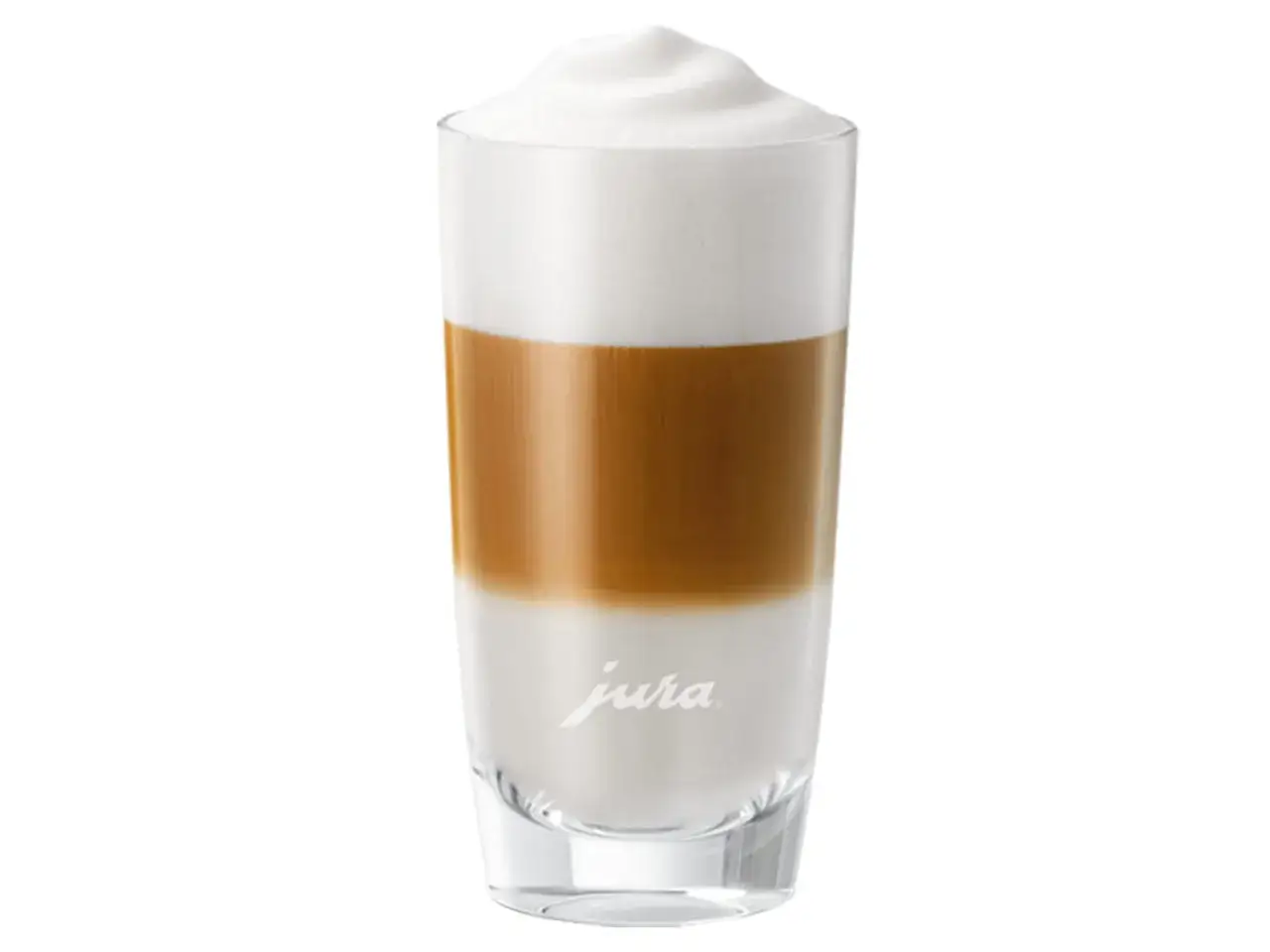En hög latte macchiato med lager av mjölk, espresso och skum.