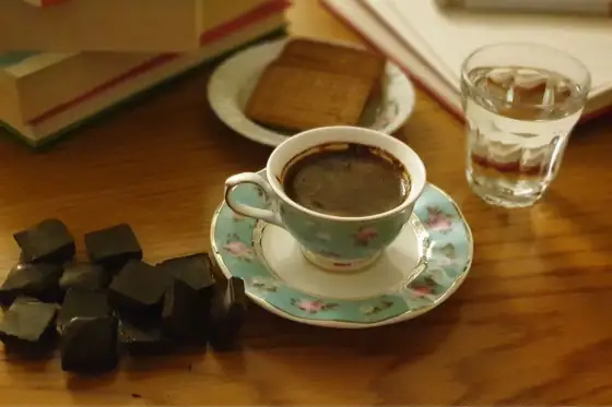 Garvsyra i kaffe - därför blir smaken sträv och bitter